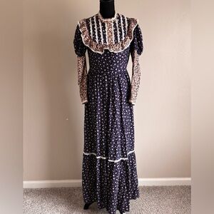 Vintage liberty house dress floral maxi tiered full zip